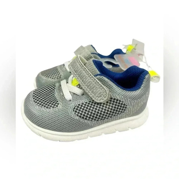 Carters Infant Boys Velcro Sneakers Trainer Shoes Size 4 NWT - Picture 6 of 6